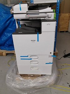 МФУ Ricoh IM C2500; RADF (вост. Стандарт) картриджи около 25%